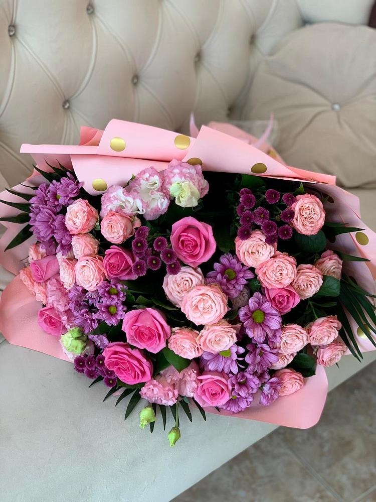 Букет цветов из: Хризантемы, Розы и Лизиантусы в Морозово