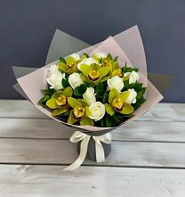 Букет цветов из:  Орхидеи и Розы в Морозово