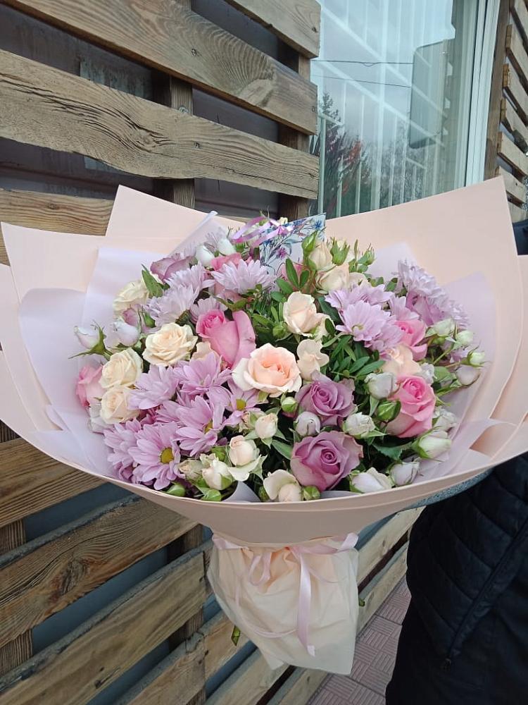 Букет цветов из: Розы и Хризантемы в Морозово