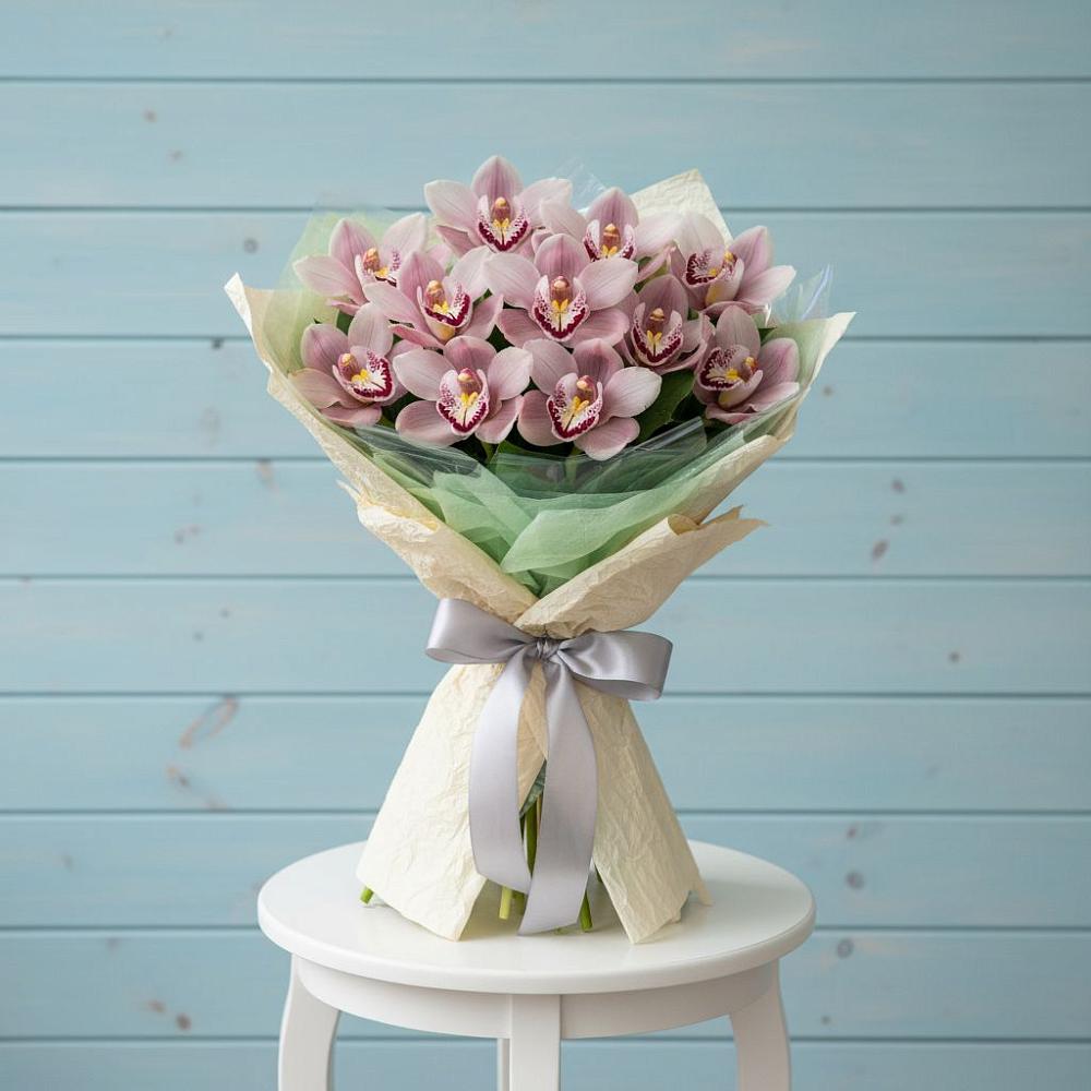 Букет цветов из: Орхидеи и Розы в Морозово