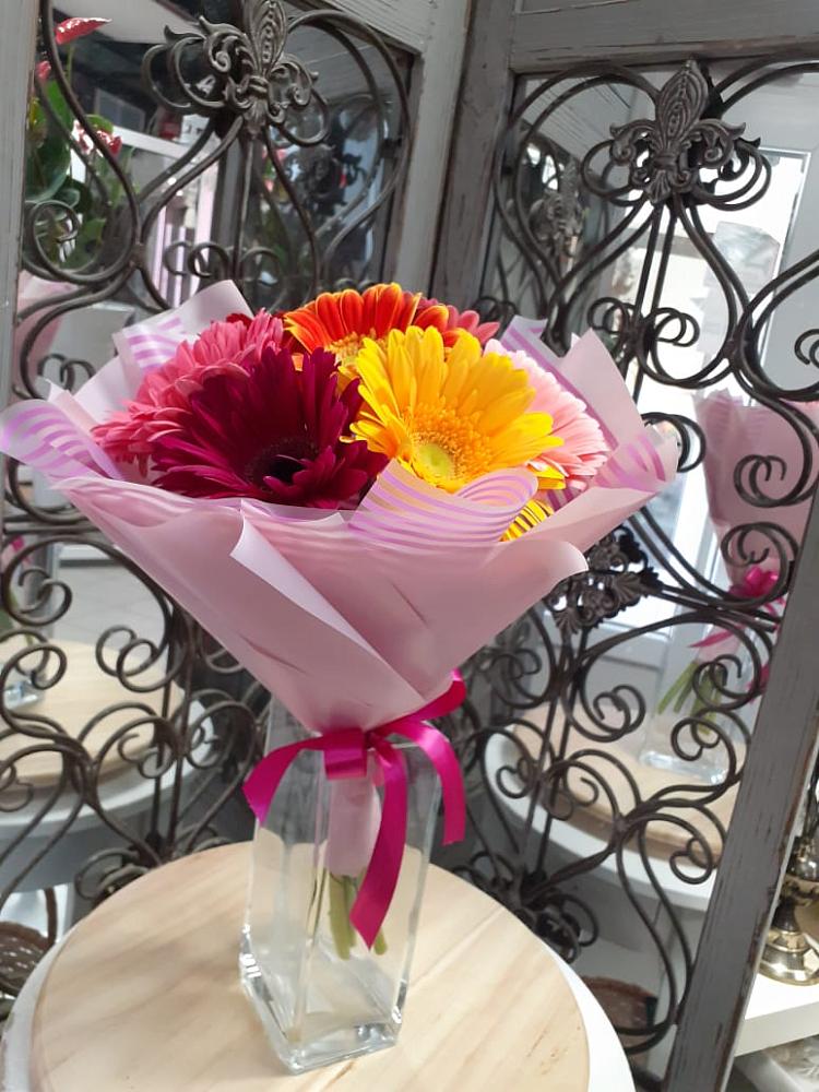 Букет цветов из: Герберы в Морозово