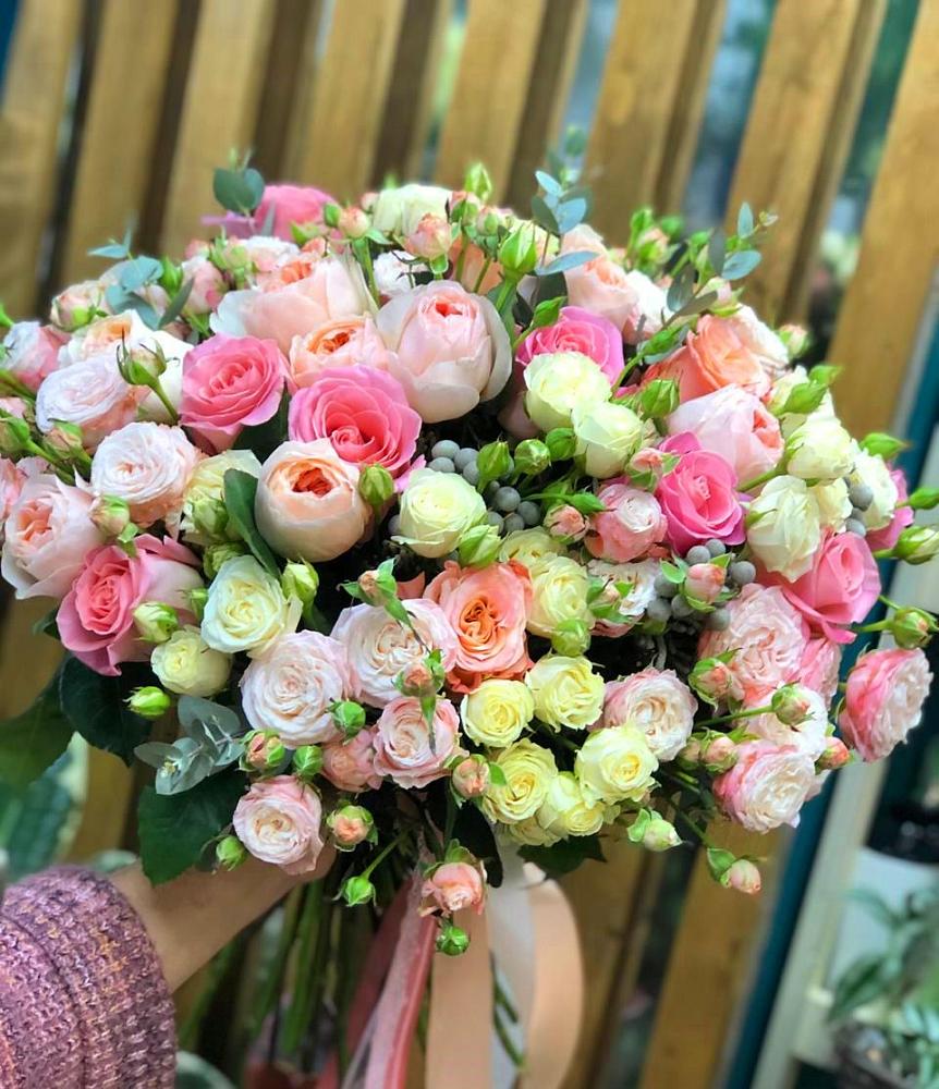 Букет цветов из: Розы в Морозово