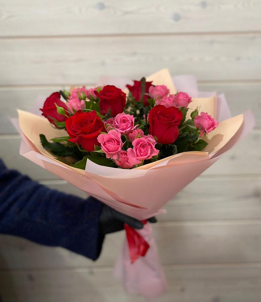 Букет цветов из: Розы в Морозово