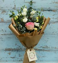 Букет цветов из:  Розы и Лизиантусы в Морозово