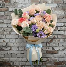 Букет цветов из:  Розы, Лизиантусы и Гвоздики #REPLACE_PRED# Морозово